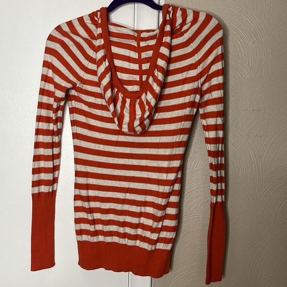 American Eagle Outfitters Y2K Orange and White Striped Sweater - Picture 4 of 4